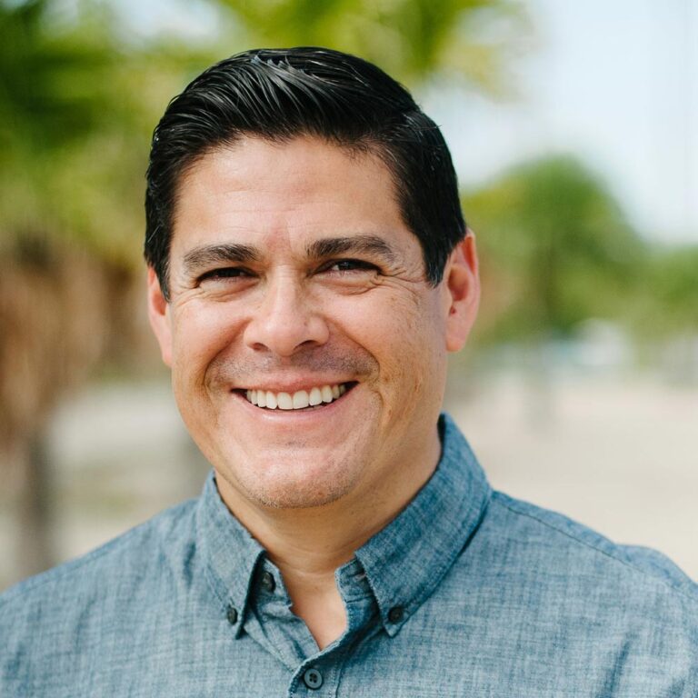 Dr. Dennis Amores, DDS — ICOI Fellow and US Air Force veteran